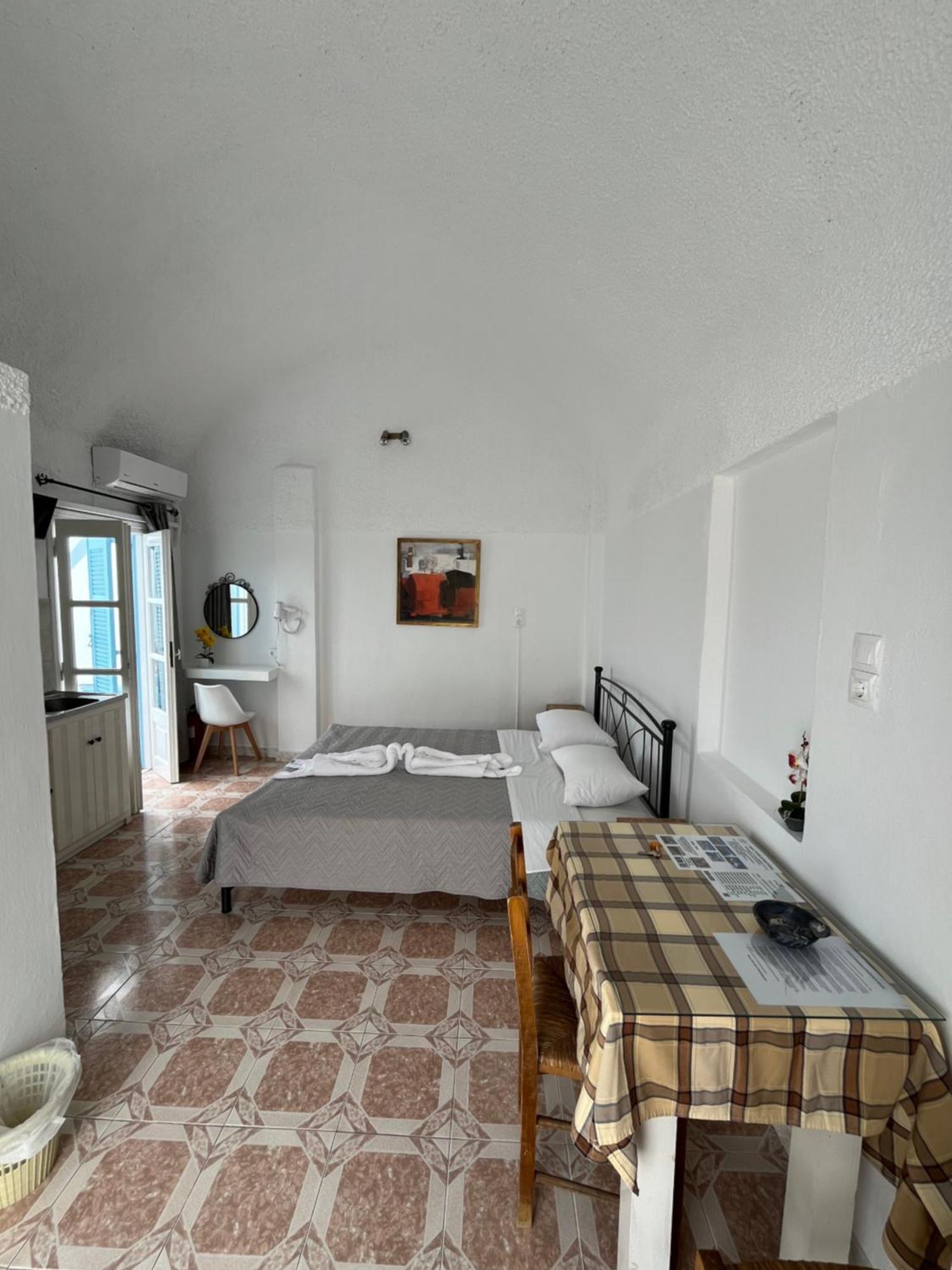 Stella Nomikou Appart hôtel Firostefani